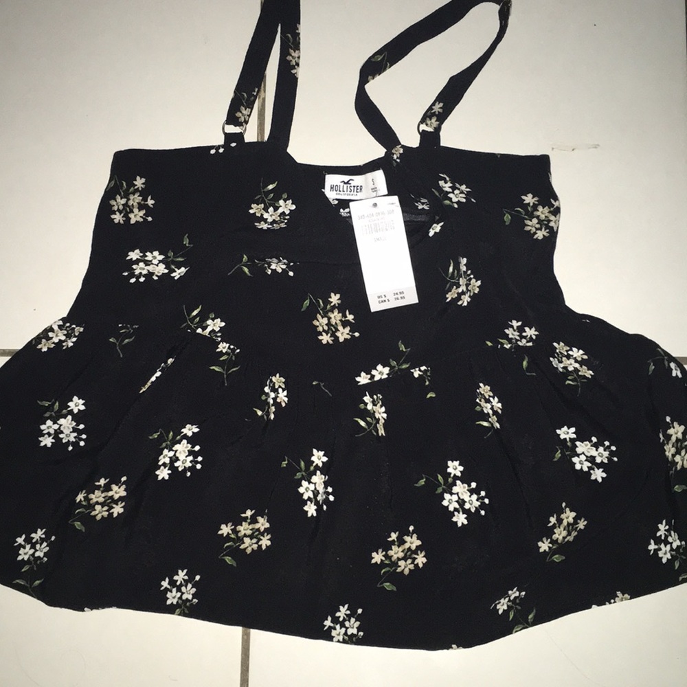 Holister Girls floral black blouse